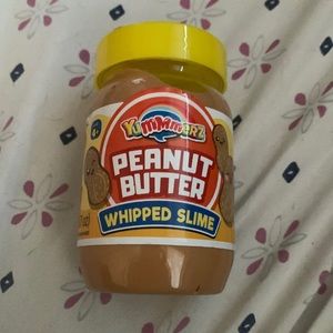 i’m selling a this bc i don’t play with it